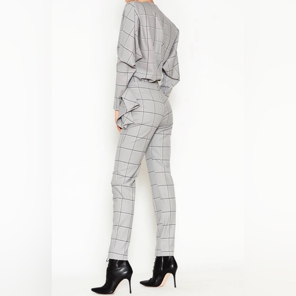 Carmen March Fashion Week ‘18 Checked Draped Trousers SEEN ON BEYONCÉ - Picture 4 of 12